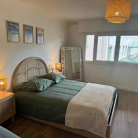 Logis Dore Apartment