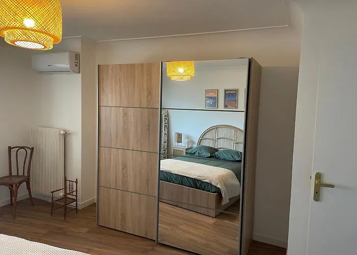 Logis Dore Apartment *